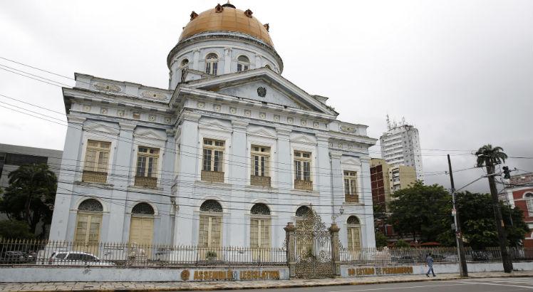 Alepe fará inventário de lustres e móveis da ex-sede por R$ 79 mil
