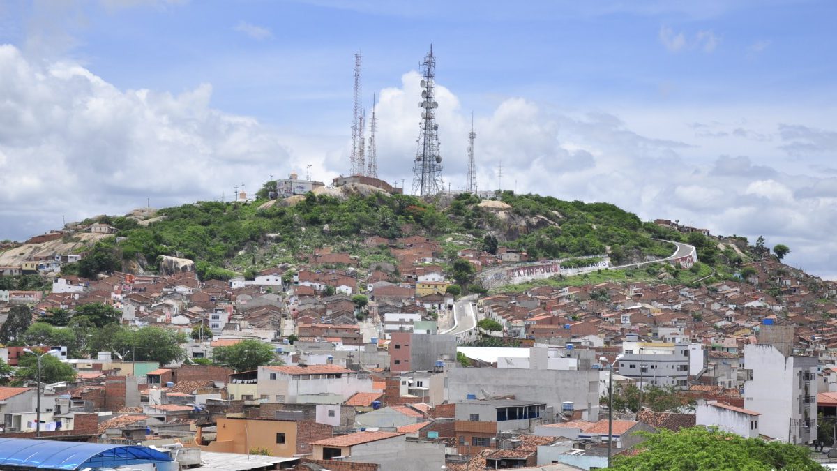 Governo de Pernambuco decreta lockdown em Caruaru e Bezerros