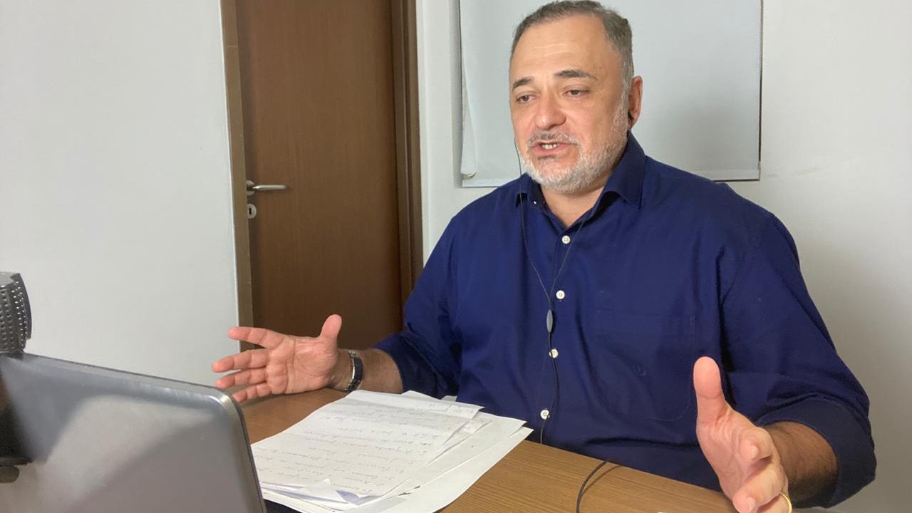 Nas redes sociais: Marco Aurélio denúncia o descaso no PROCAPE
