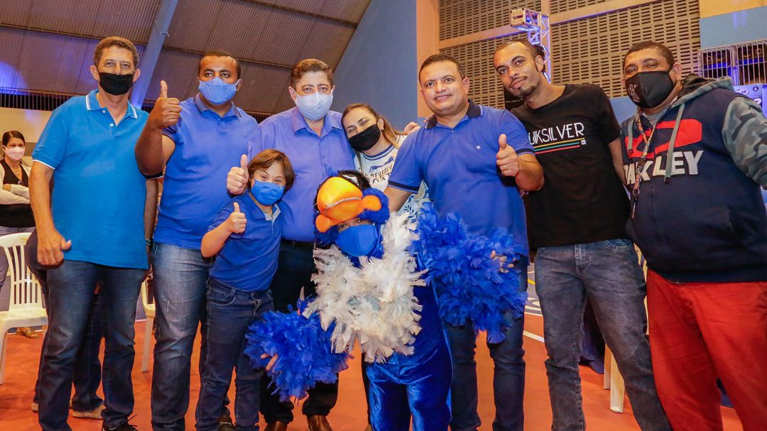Ao lado de Joaquim Neto, Léo do AR da largada oficial na campanha a reeleição
