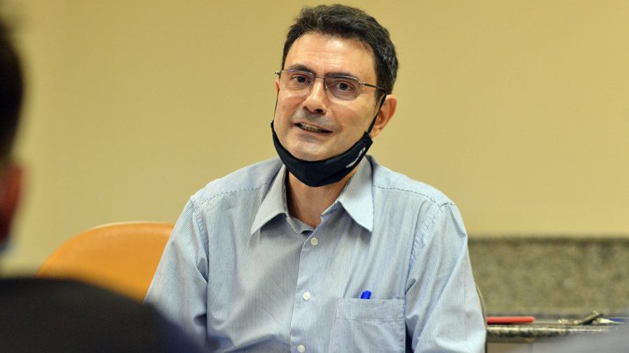 Juiz extingue processo e Léo do AR segue presidente da Câmara de Gravatá