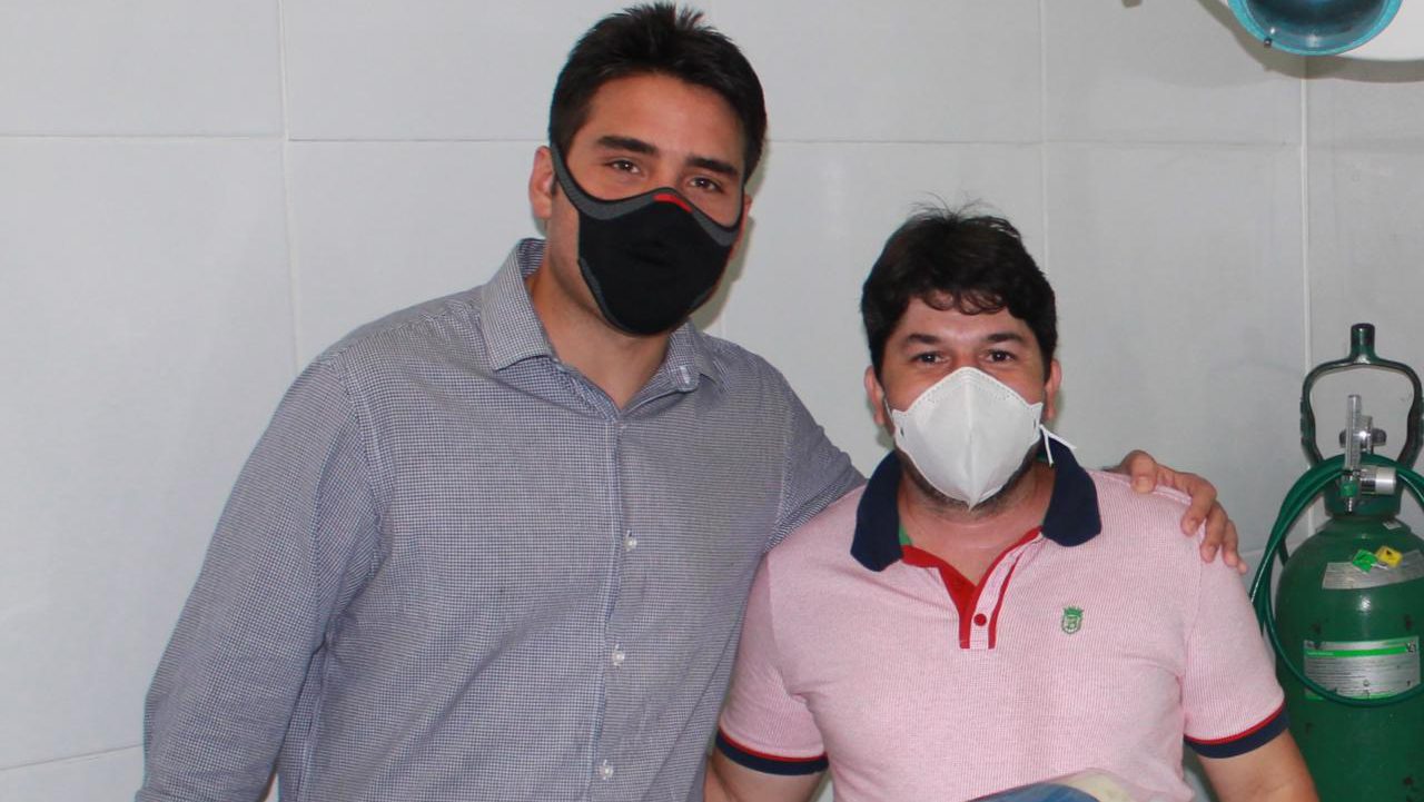 João Paulo Costa viabiliza compra de unidade veterinária móvel em Caruaru