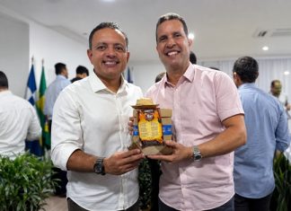 Léo do Ar recebe convite para abertura do São João de Saloá, no Agreste Meridional