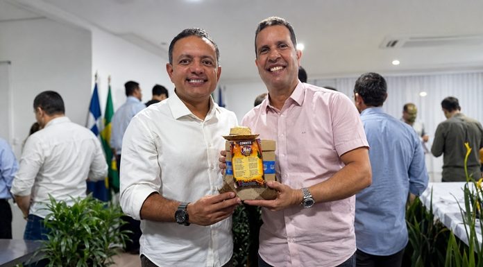 Léo do Ar recebe convite para abertura do São João de Saloá, no Agreste Meridional