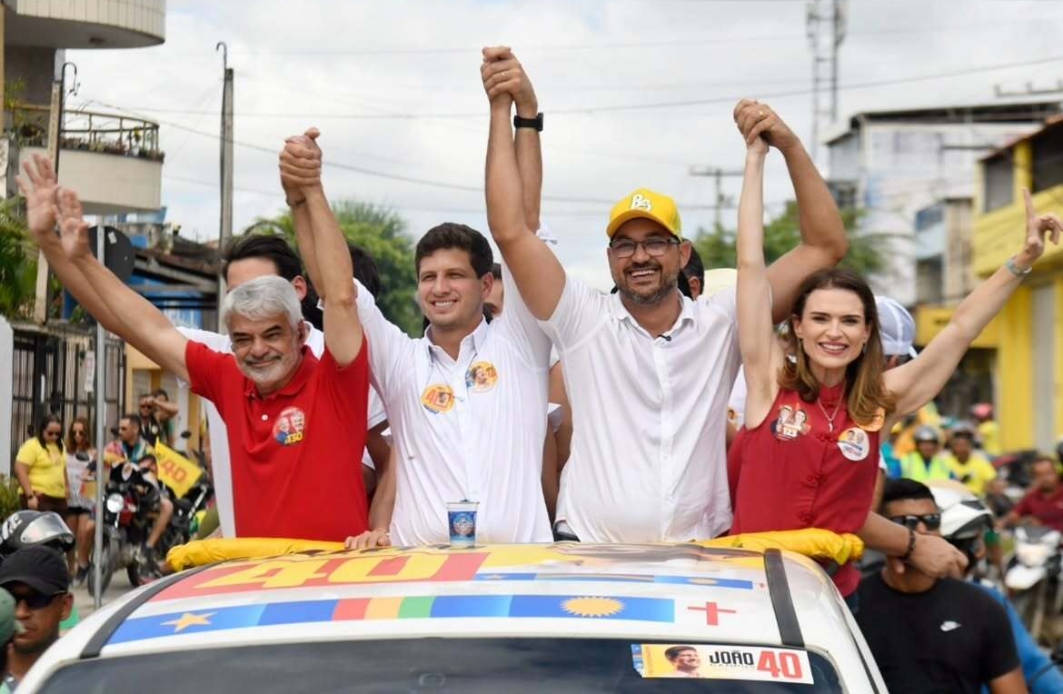 Candidato Bruno Sales promove grande carreata com João Campos em Gravatá